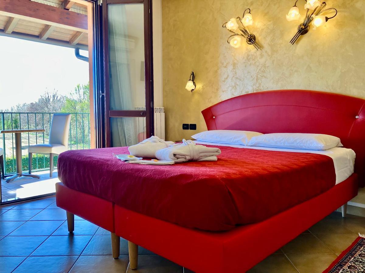 B&B Desenzano Paradise デセンツァーノ・デル・ガルダ エクステリア 写真