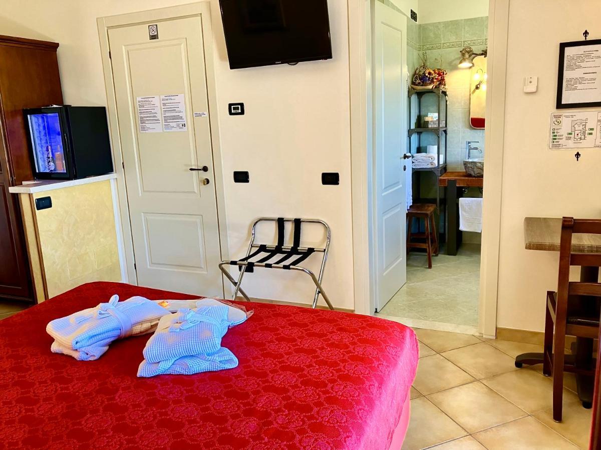 B&B Desenzano Paradise デセンツァーノ・デル・ガルダ エクステリア 写真